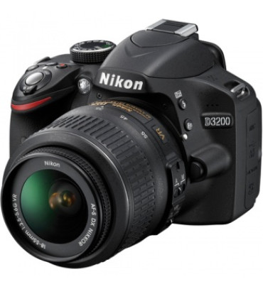 Nikon D3200 with 18-55mm VR Lens - in Black