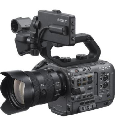 Sony FX6 Digital Cinema Camera Kit with 24-105mm Lens