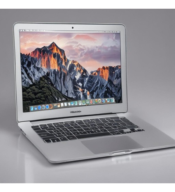 Apple MacBook Air 15-inch : M3 chip with 8-core CPU and 10-core GPU, 24GB, 512GB SSD - Starlight