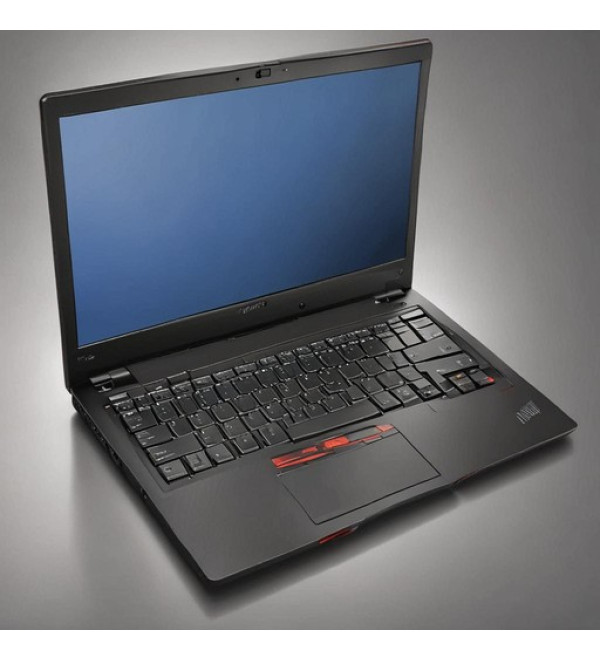 Lenovo ThinkPad P1 Gen 7 Intel Core Ultra 9 185H Mobile workstation 40.6 cm (16") WQXGA 32 GB LPDDR5x-SDRAM 1 TB SSD NVIDIA RTX 2000 Ada Wi-Fi 7 (802.11be) Windows 11 Pro UK English Black