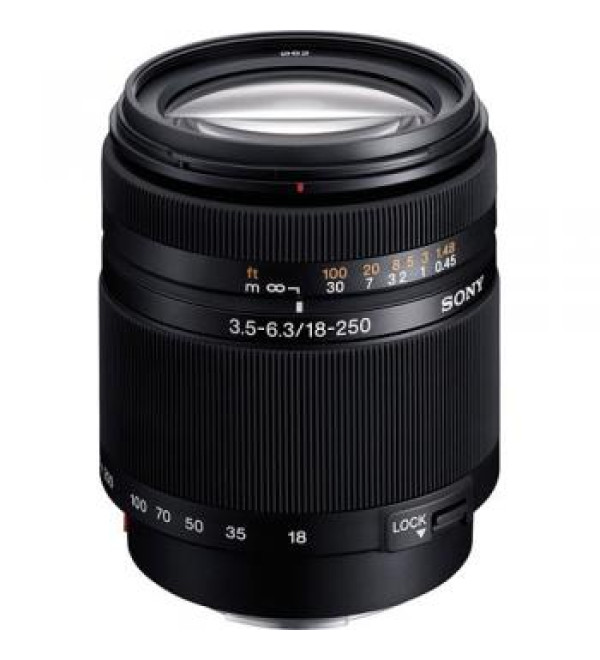 Sony DT 18-250mm f/3.5-6.3 Lens