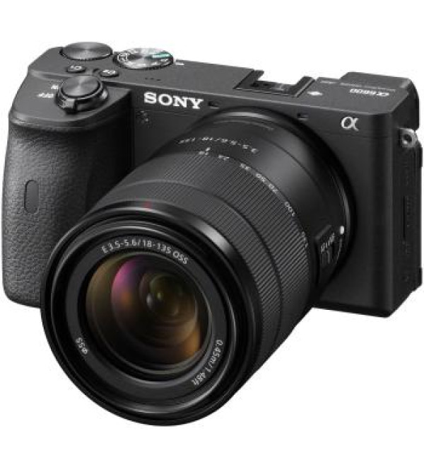 Sony a6600 Mirrorless Camera with 18-135mm Lens